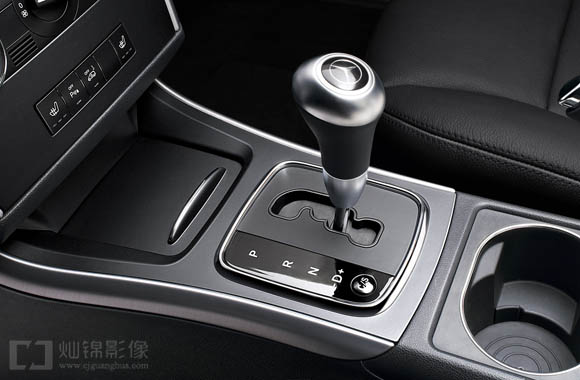 上海专业汽车摄影 奔驰 benz A180 汽车排挡装置