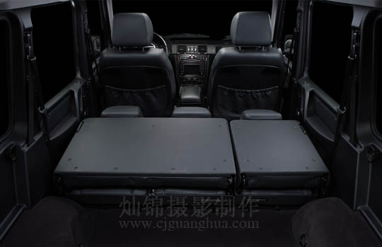 上海汽车广告摄影 上海汽车平面摄影 上海汽车360摄影奔驰Benz G55 后排空间