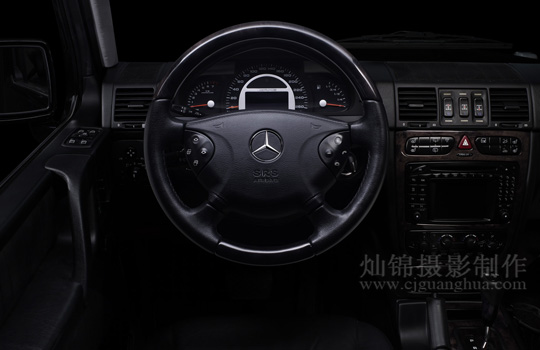 汽车图片摄影 汽车广告摄影 汽车平面摄影奔驰BENZ G55 方向盘仪表盘