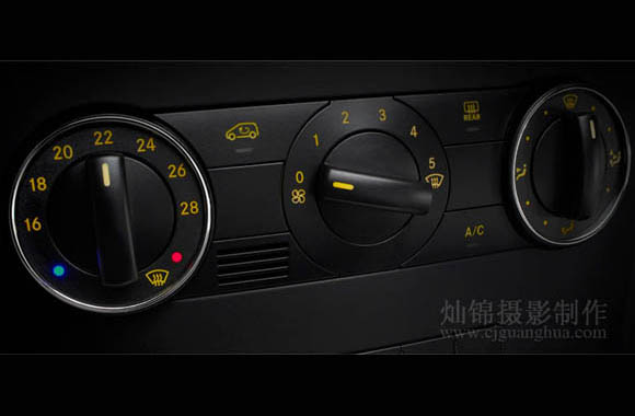 奔驰B200 汽车娱乐系统