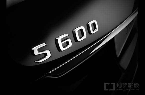 奔驰S600 汽车尾标摄影
