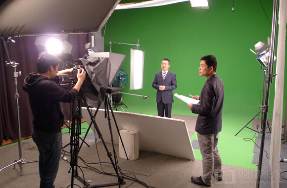 李践上海演讲拍摄