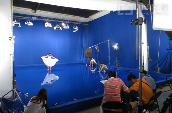抠蓝影棚出租 抠像拍摄